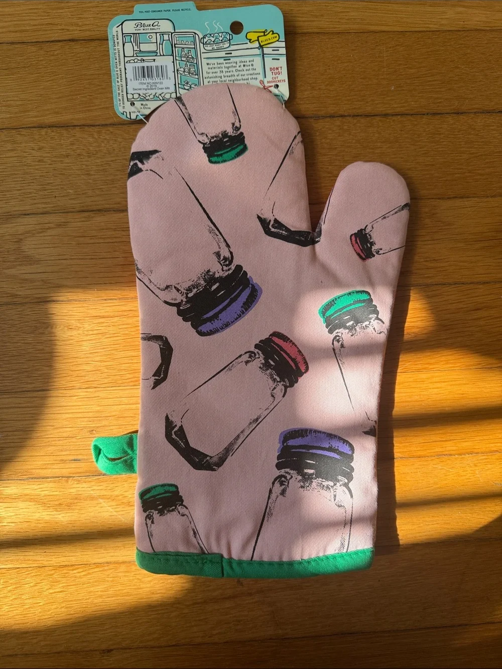 secret ingredient oven mitt